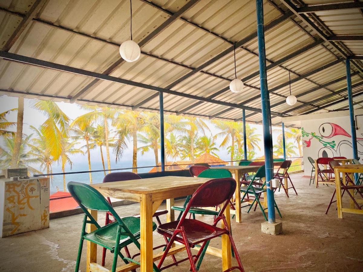 Paradise Inn Beach Resort Varkala Bagian luar foto